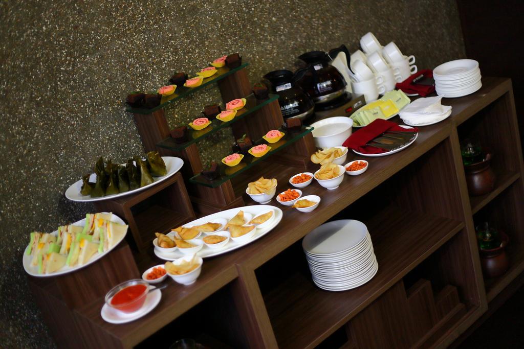 Serela Merdeka By Kagum Hotels Bandung Exterior foto