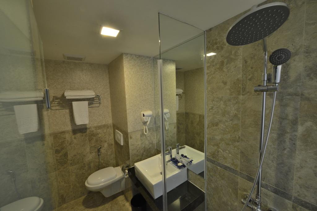 Serela Merdeka By Kagum Hotels Bandung Exterior foto