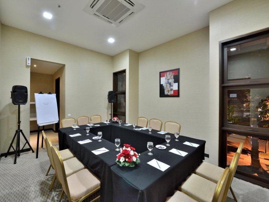 Serela Merdeka By Kagum Hotels Bandung Exterior foto